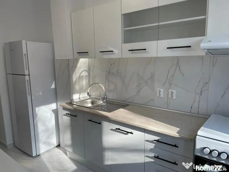 Apartament renovat - prima - Piata Gorjului - 3