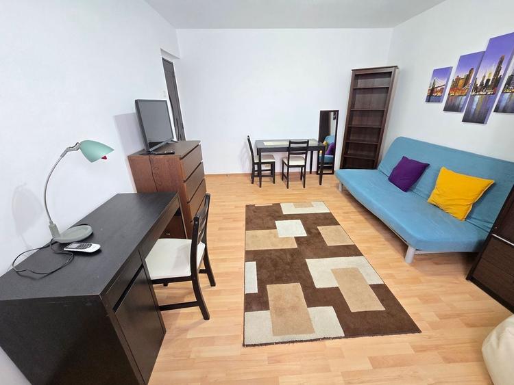 Apartament cu 2 camere decomandat, mobilat în Cantemir