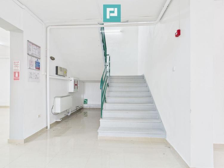 Spațiu comercial, de 700 mp, în Lipovei