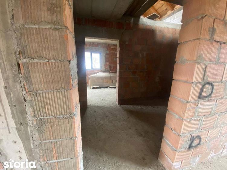 De vanzare Vila la rosu din caramida in aropiere de Roman, 76.000 euro - 5