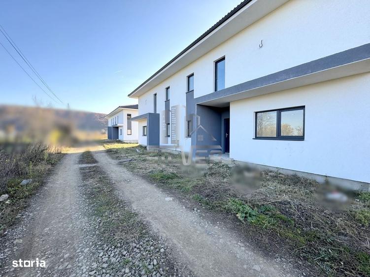 Casă cu 4 camere în Gilău