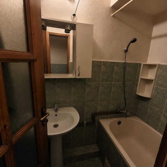 Garsonieră nedecomandată în Buziașului