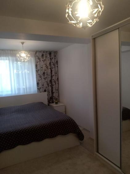 Casă individuală cu 3 camere cu Canalizare în Central