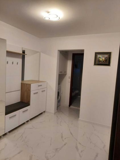Apartament cu 2 camere decomandat în Nicolina