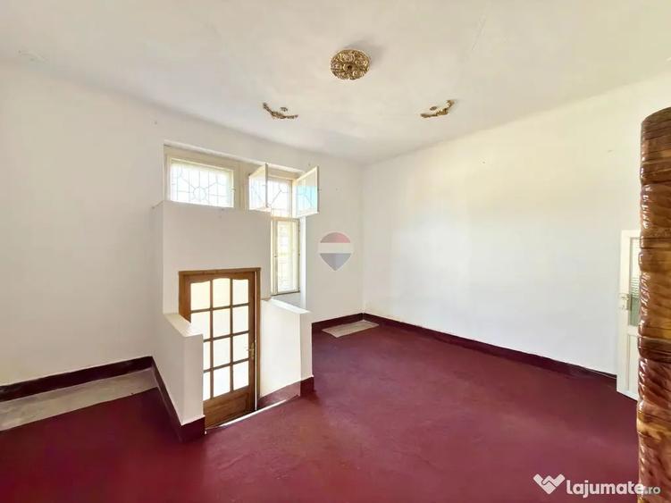 Apartament cu 2 camere semidecomandat în Drăgășani