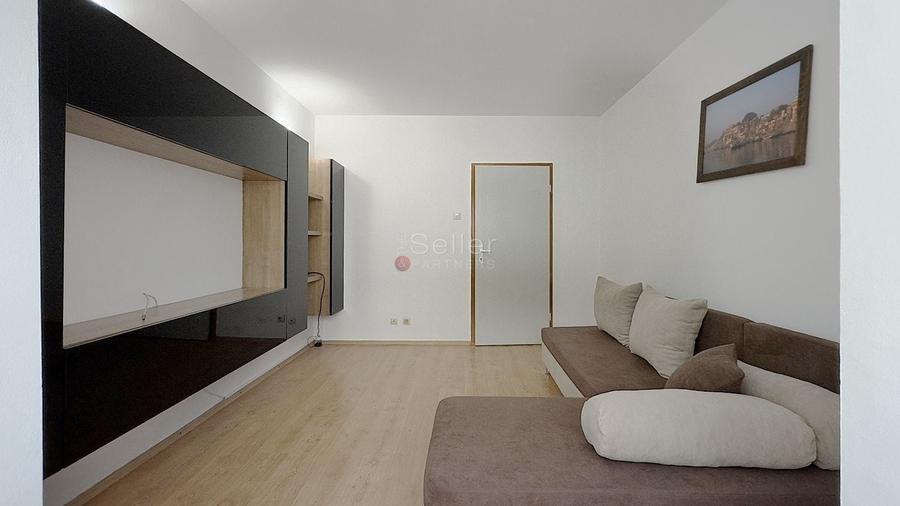 Apartament cu 2 camere decomandat, mobilat în Cetatea