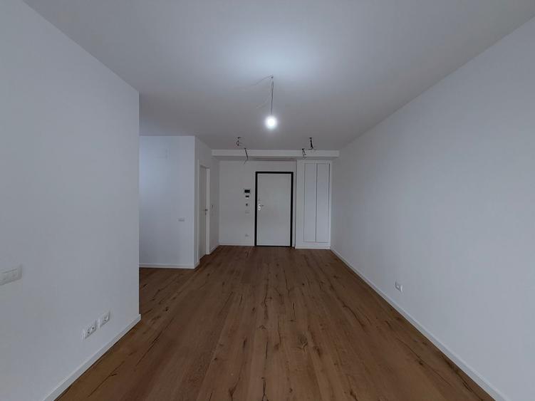 Apartament cu 2 camere semidecomandat în Aviației