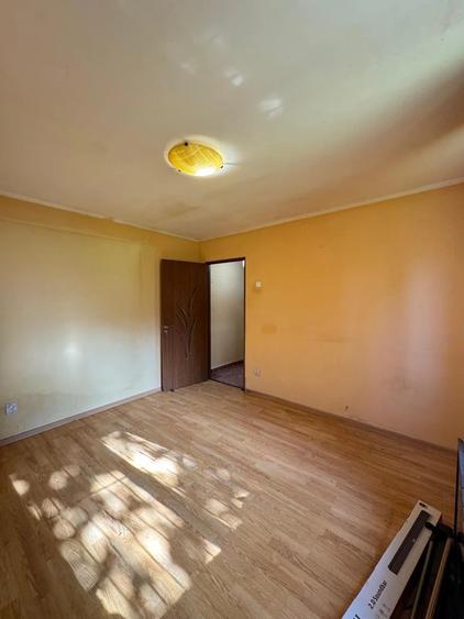 Apartament cu 2 camere decomandat în Alexandru cel Bun