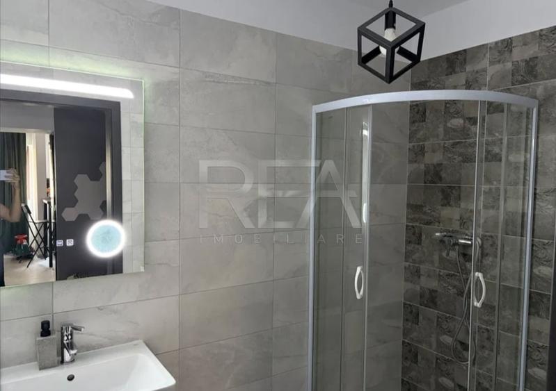 Apartament cu 3 camere decomandat, mobilat în Drumul Taberei