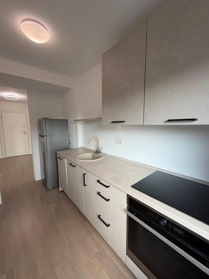 Apartament cu 2 camere decomandat, mobilat în Republicii