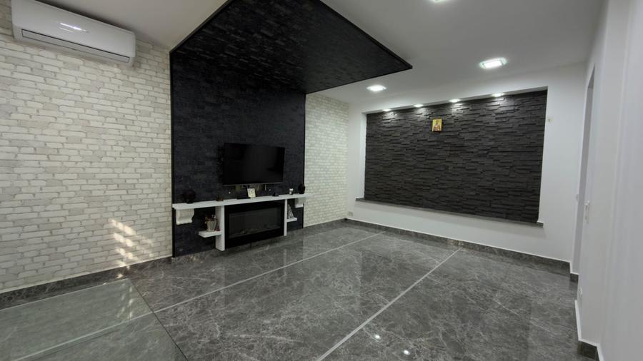 Apartament cu 3 camere decomandat în Giurgiului
