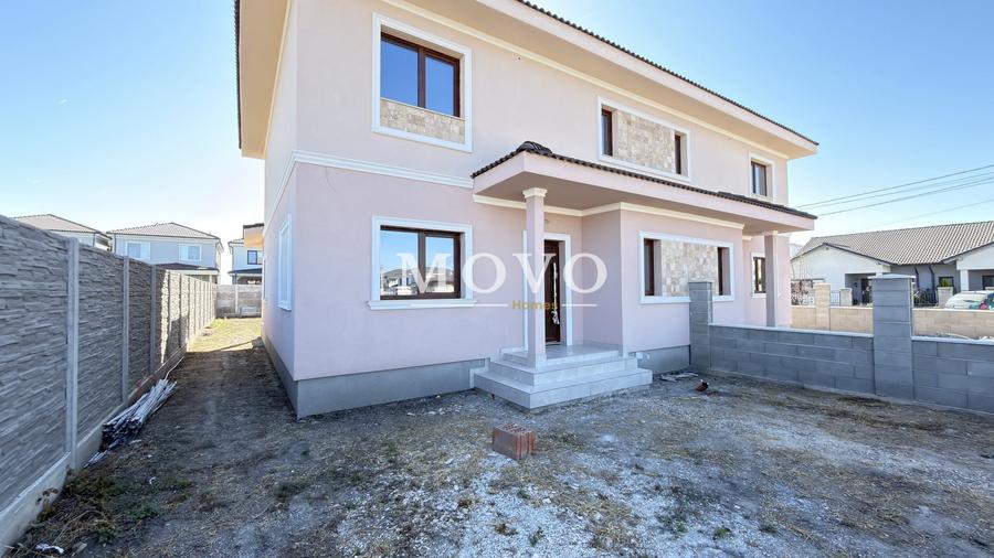 Duplex cu 4 camere cu Teren 350 Mp în Moșnița Nouă