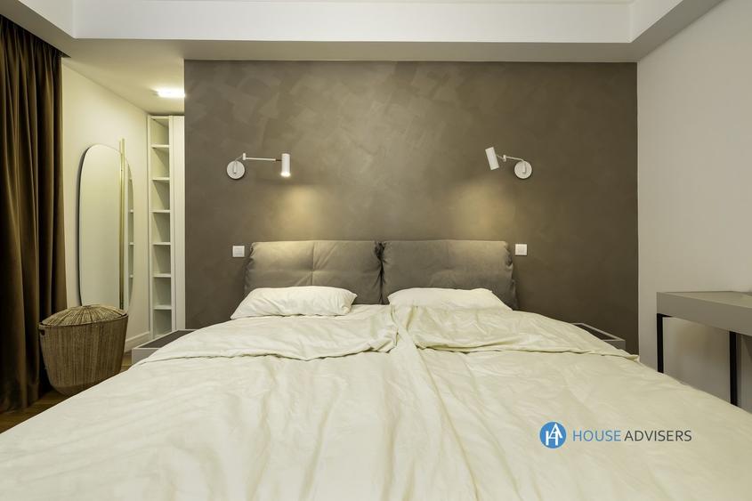 Apartament cu 3 camere, mobilat în Romană