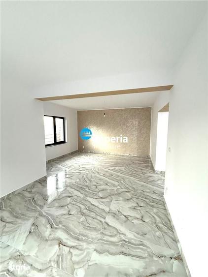 Casă cu 4 camere cu Teren 450 Mp în Valea Ursului