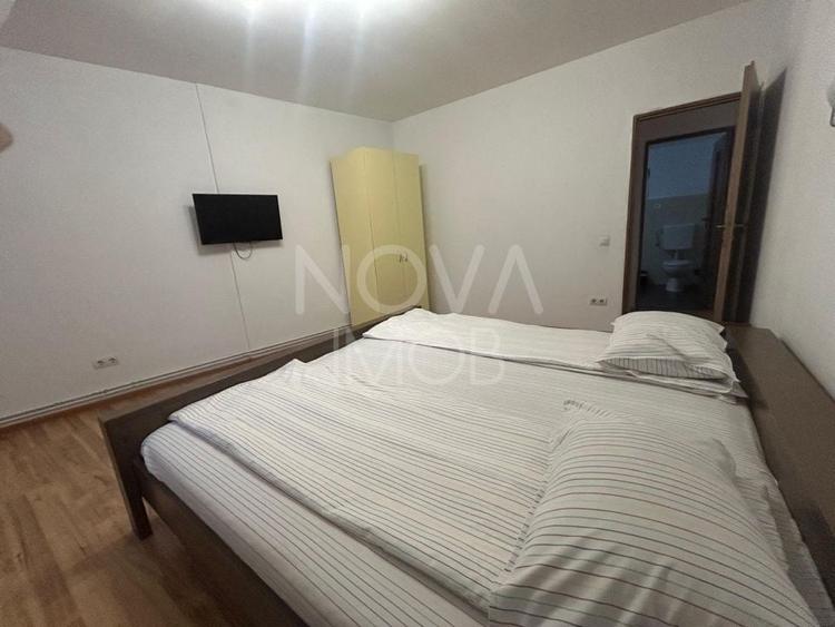 Casă individuală cu 7 camere cu Canalizare în Terezian