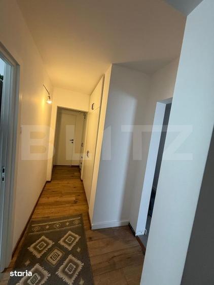 Apartament cu 4 camere decomandat în Central