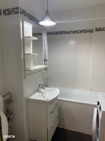 Apartament cu 3 camere decomandat, mobilat în Tineretului