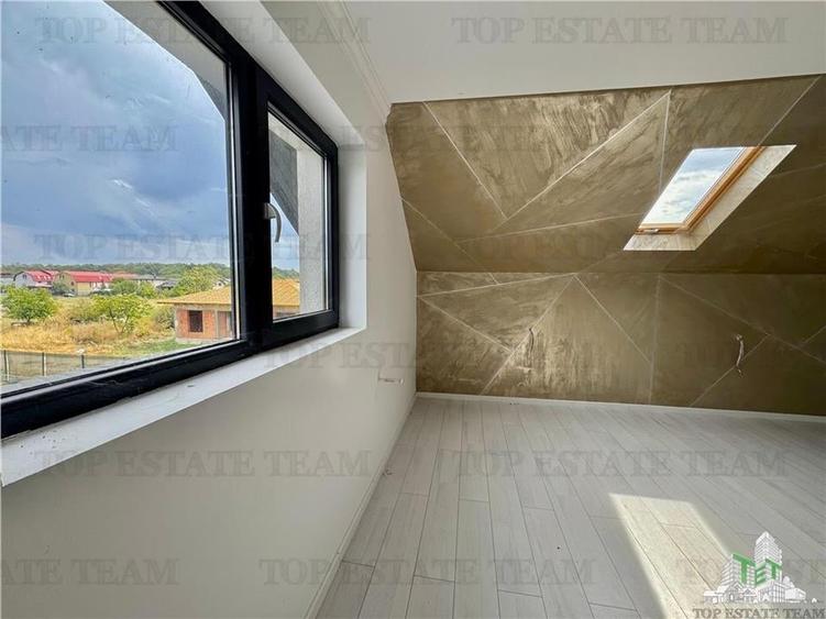 Casă individuală cu 5 camere cu Teren 483 Mp în Tărtășești