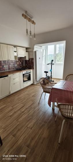 Apartament cu 2 camere semidecomandat în Iancului