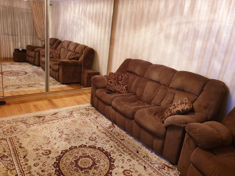 Apartament cu 3 camere decomandat în Aradului