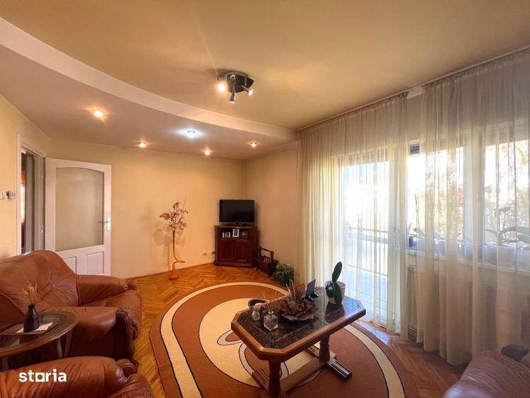 Apartament cu 3 camere decomandat, mobilat în Soarelui