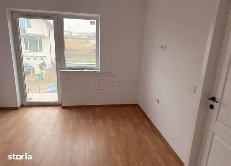 Casă cu 4 camere cu Teren 260 Mp în Ipotești