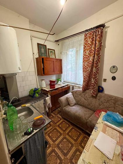 Garsonieră decomandată în Central
