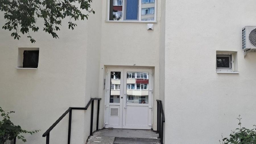 Apartament cu 2 camere semidecomandat în Sud