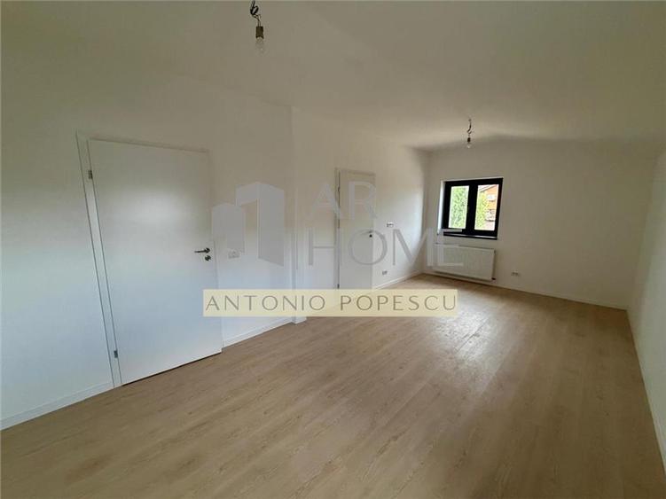Duplex cu 4 camere cu Canalizare în Strejnicu