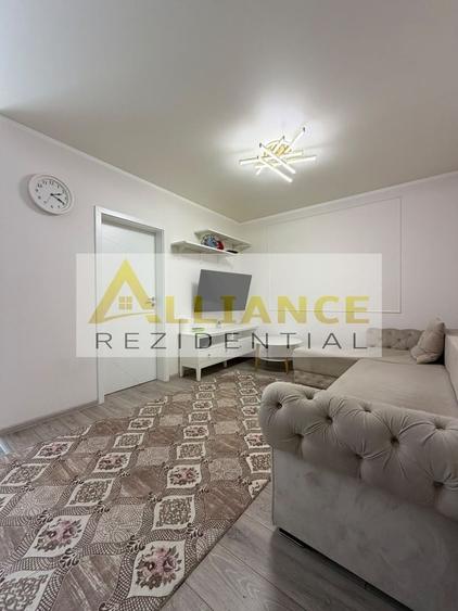 Apartament cu 3 camere decomandat, mobilat în Central