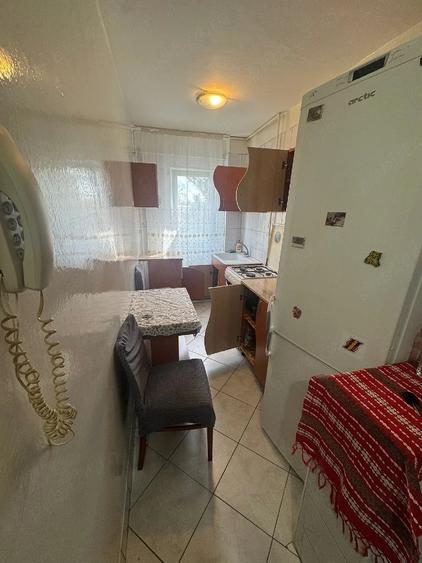 Apartament cu 2 camere decomandat în Vest