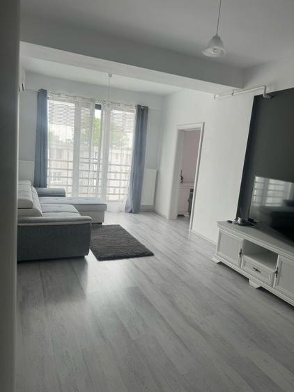 Apartament cu 2 camere semidecomandat în ICIL