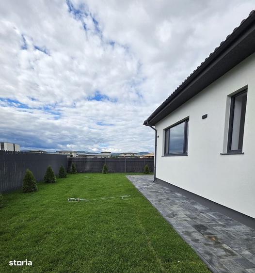 Casă cu 4 camere cu Teren 560 Mp în Cristian