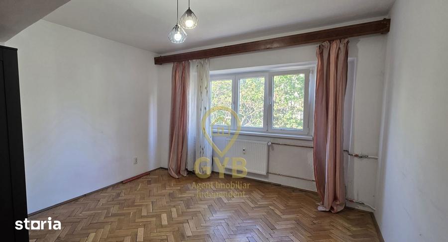 Apartament cu 2 camere decomandat în Decebal