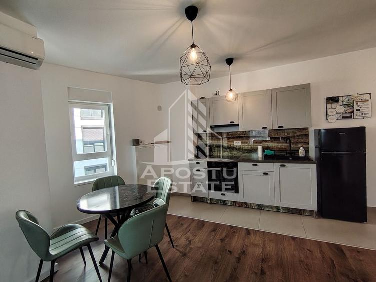 Apartament cu 2 camere semidecomandat, mobilat în Circumvalațiunii