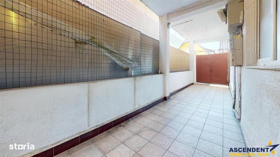 Spațiu comercial, de 81 mp, în Bartolomeu