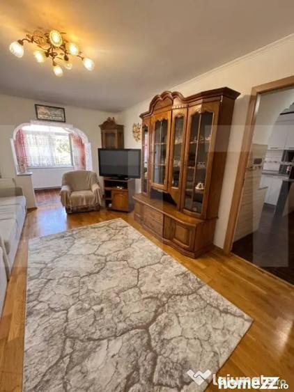 Apartament cu 2 camere semidecomandat în Central