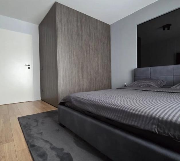 Apartament cu 2 camere decomandat, mobilat în Berceni