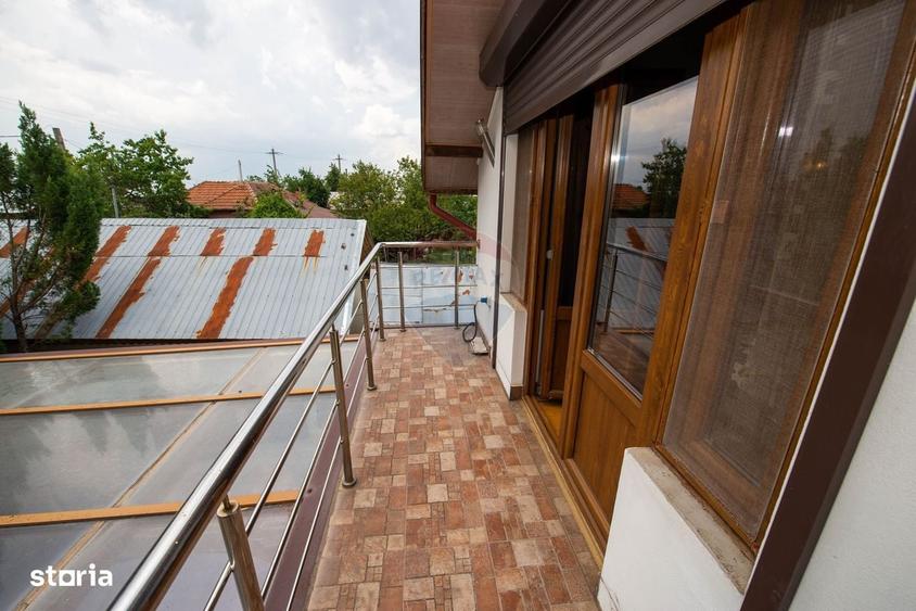 Casă cu 4 camere în Prunaru