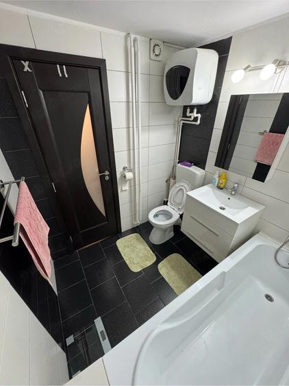 Apartament cu 3 camere decomandat în Pantelimon