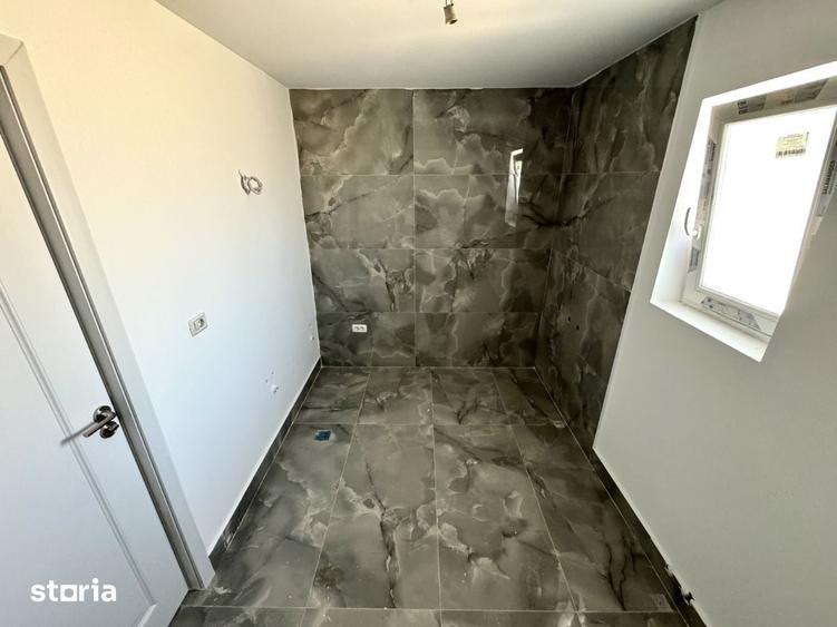 Casă cu 4 camere cu Teren 515 Mp în Valea Lupului