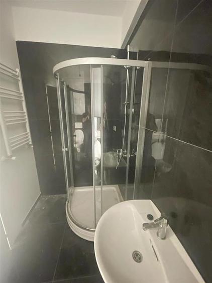 Garsonieră decomandată în Cug
