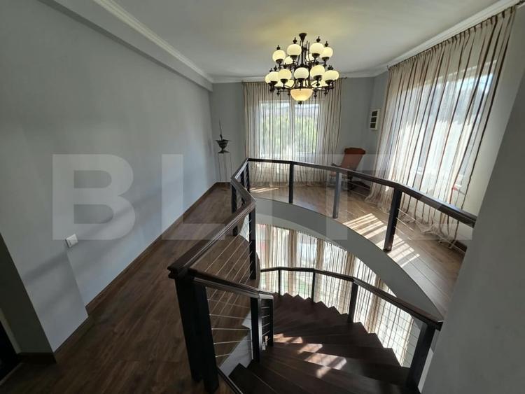 Spațiu comercial, de 250 mp, în Nord