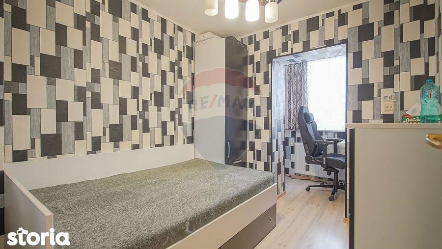 Apartament cu 2 camere decomandat în Triaj