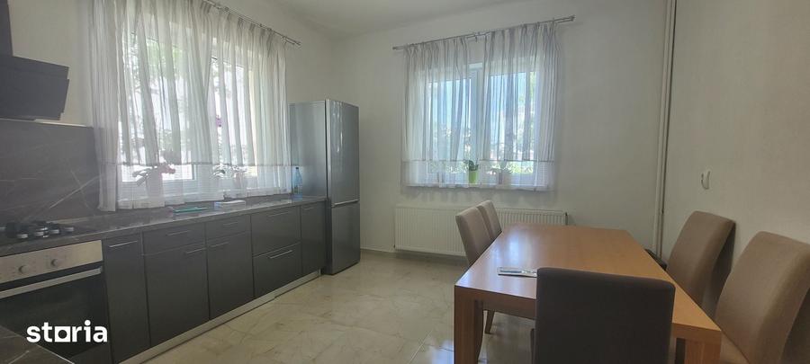 Casă cu 4 camere cu Teren 250 Mp în Valea Aurie