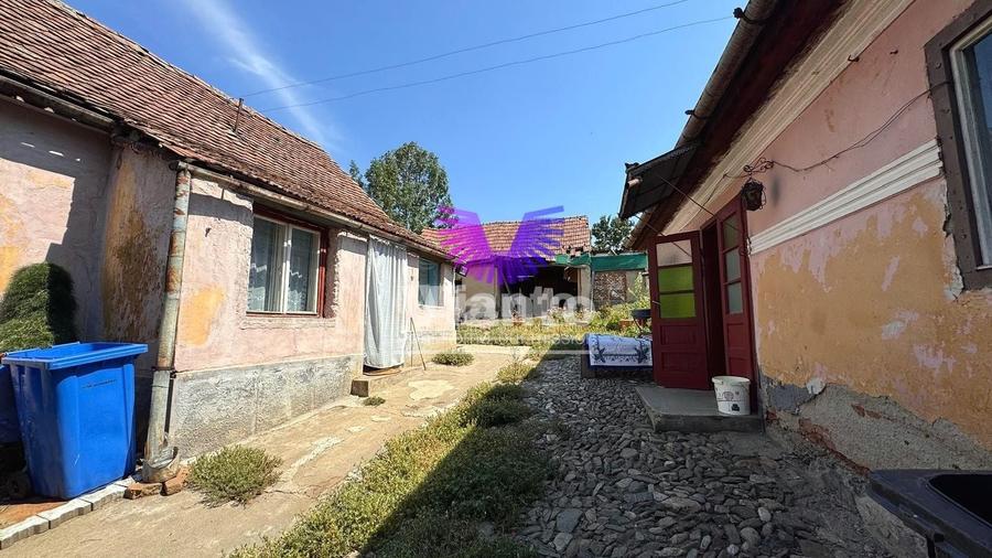 Casă individuală cu 3 camere cu Canalizare în Central