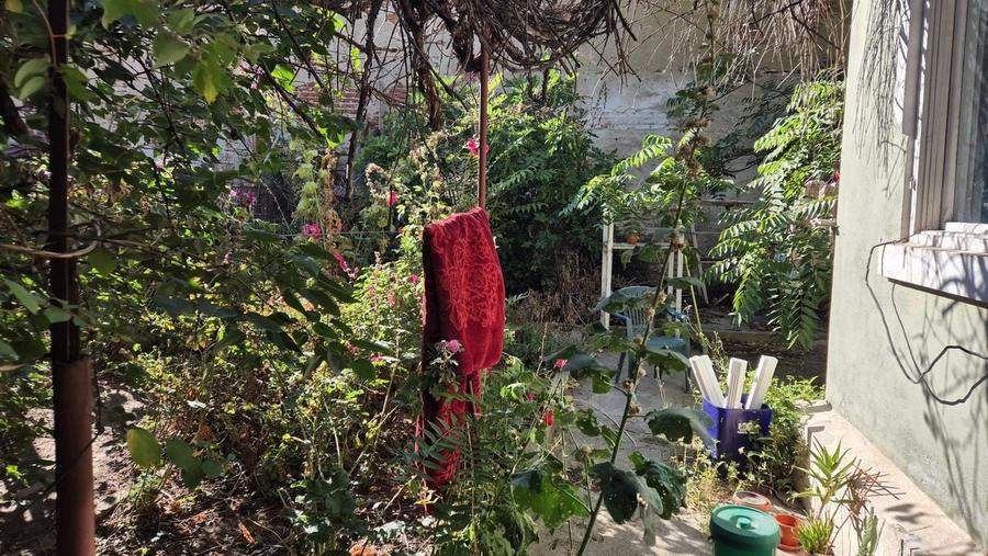 Casă individuală cu 6 camere cu Canalizare în Turda