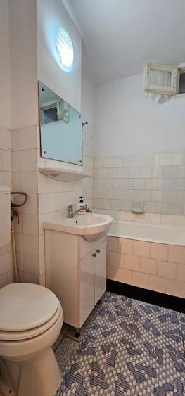 Apartament cu 2 camere decomandat în Hipodrom 3