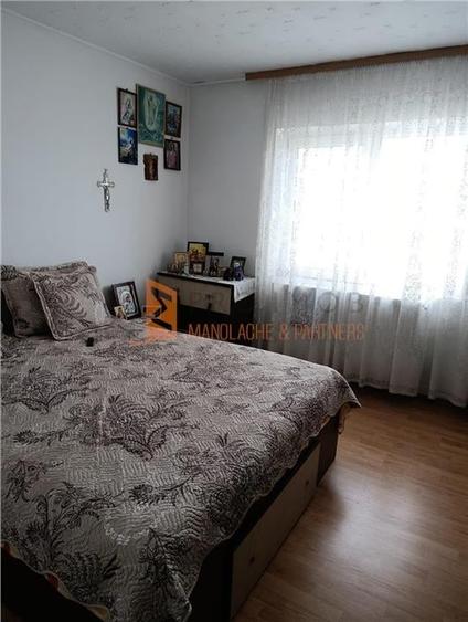 Apartament cu 4 camere decomandat în Unirii Nord