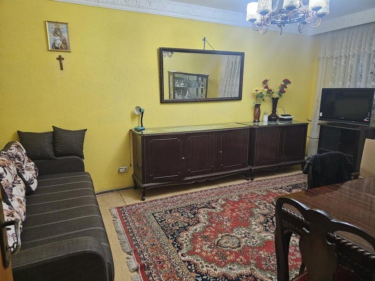 Apartament cu 3 camere decomandat în Timișoara